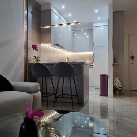 Apartment "50 Shades" With Balcony And Free Parking In The Garage ซาดาร์ ภายนอก รูปภาพ