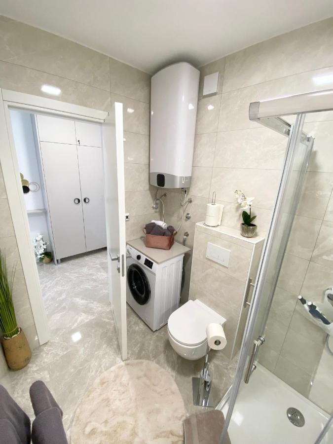 Apartment "50 Shades" With Balcony And Free Parking In The Garage ซาดาร์ ภายนอก รูปภาพ