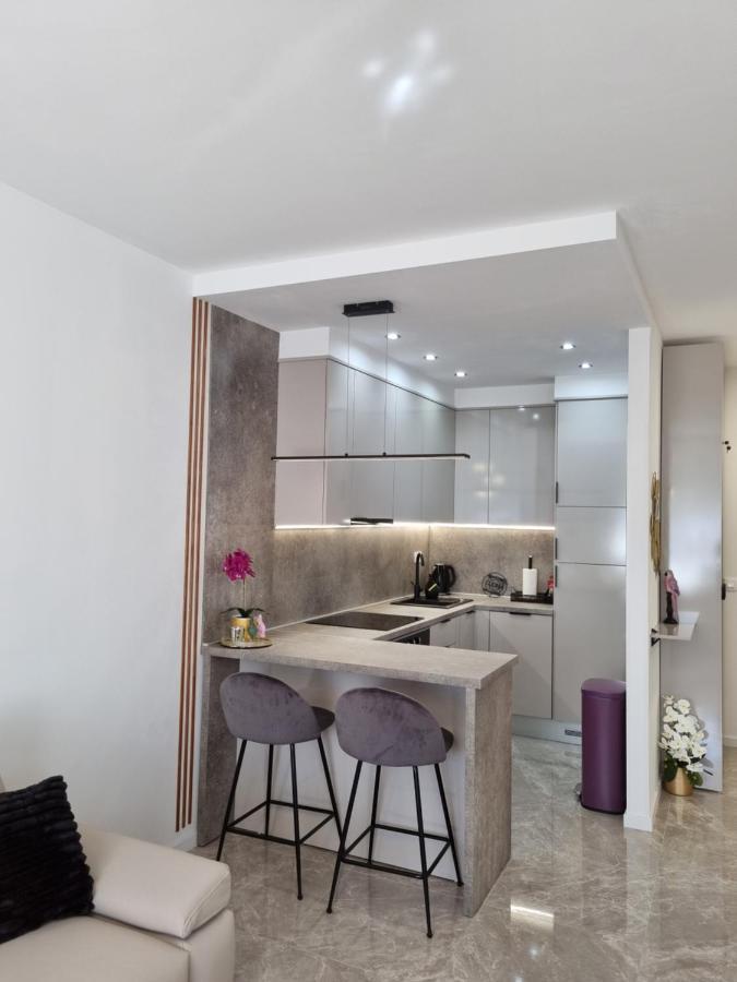 Apartment "50 Shades" With Balcony And Free Parking In The Garage ซาดาร์ ภายนอก รูปภาพ
