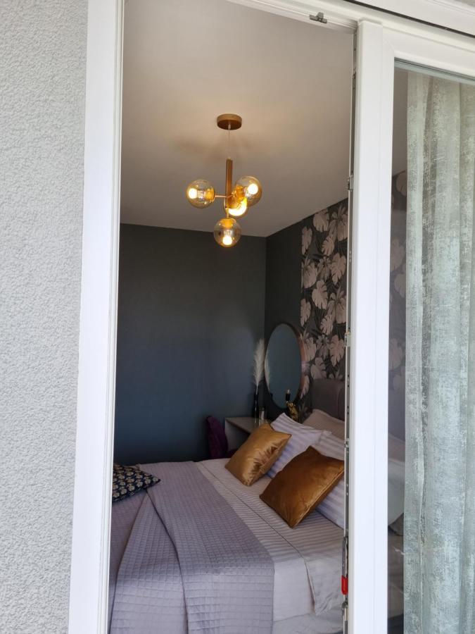 Apartment "50 Shades" With Balcony And Free Parking In The Garage ซาดาร์ ภายนอก รูปภาพ